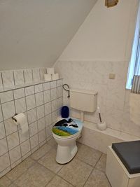 Toilette im Badezimmer